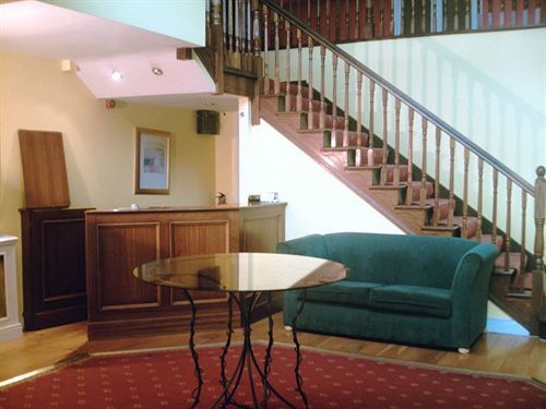 Glenmore House